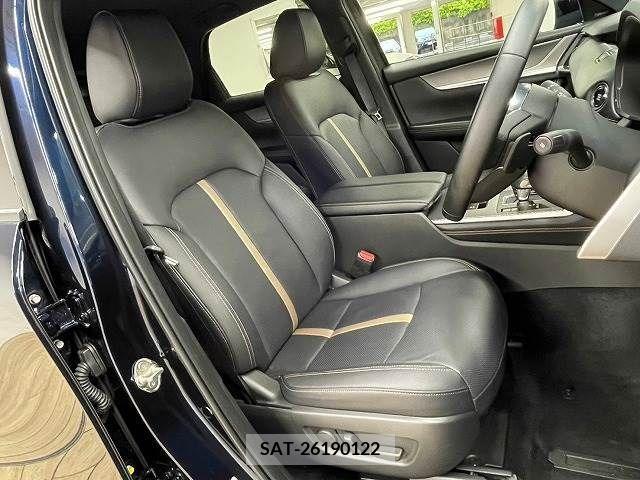 Mazda CX-60 2022-09 308658-6