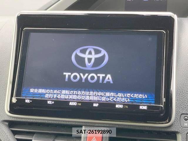 Toyota VOXY HYBRID 2021-02 332810-3