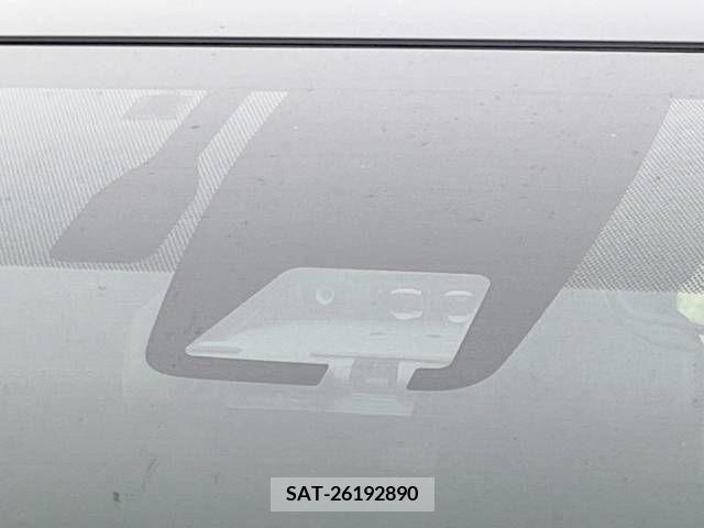 Toyota VOXY HYBRID 2021-02 332810-2