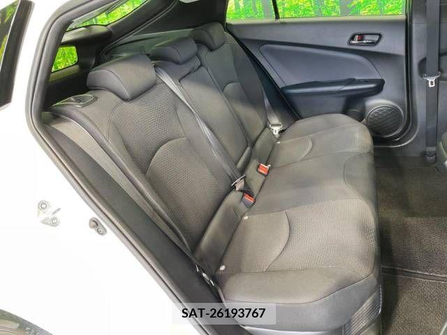 Toyota PRIUS 2019-08 393375-8