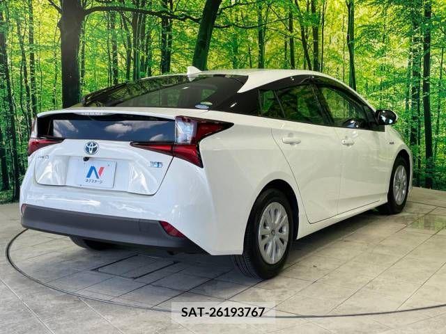 Toyota PRIUS 2019-08 393375-16