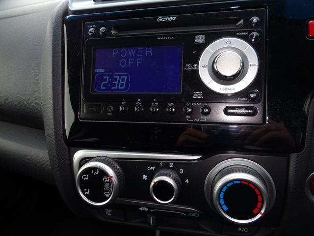 Honda FIT 2014-03 688-12