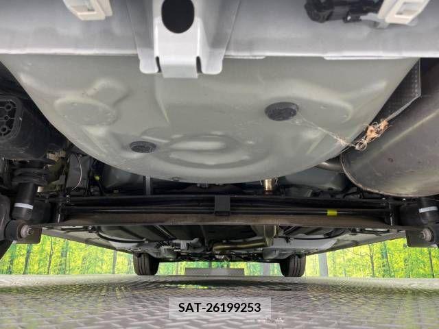 Toyota SIENTA 2018-11 382759-19