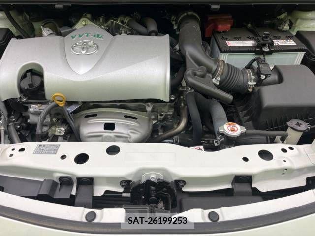 Toyota SIENTA 2018-11 382759-18