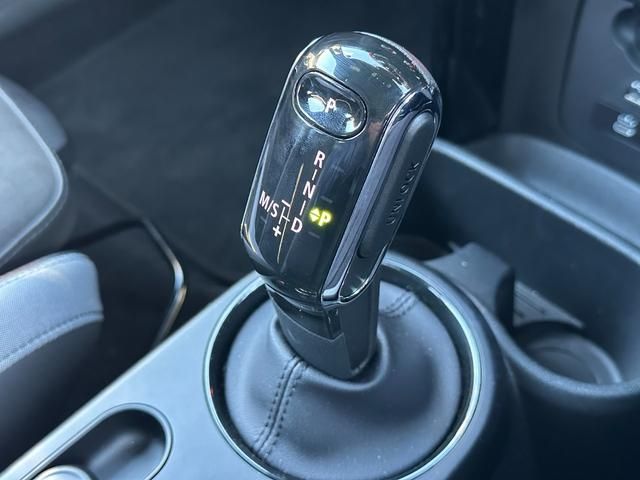 Bmw MINI 2023-04 180775-21