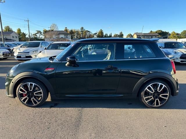 Bmw MINI 2023-04 180775-3