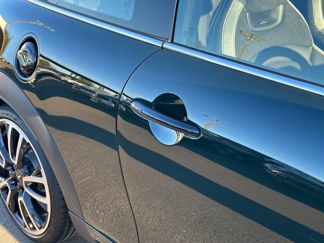 Bmw MINI 2023-04 180775-11