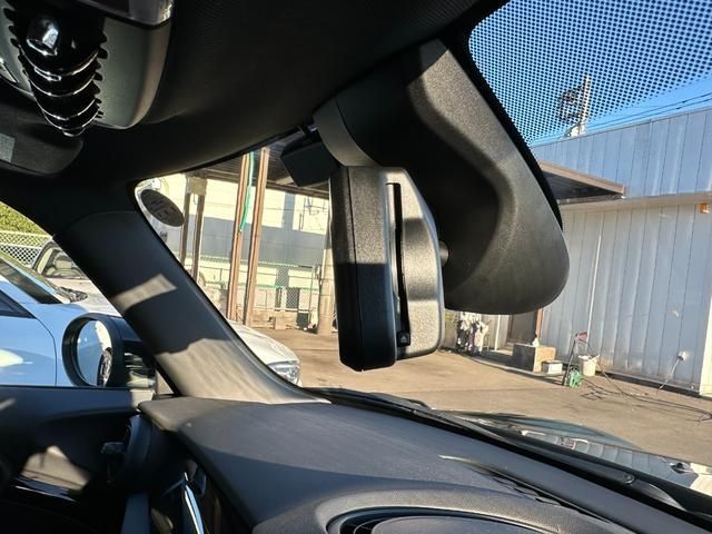 Bmw MINI 2023-04 180775-24