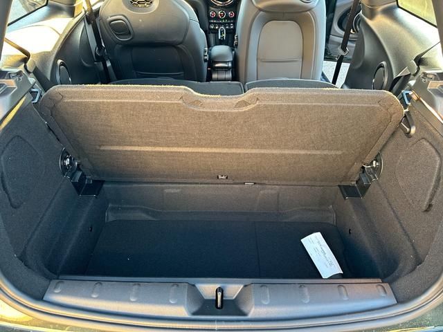 Bmw MINI 2023-04 180775-15