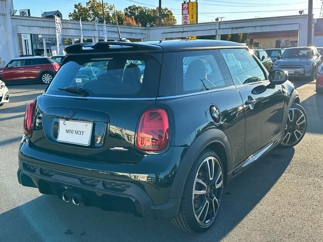 Bmw MINI 2023-04 180775-7