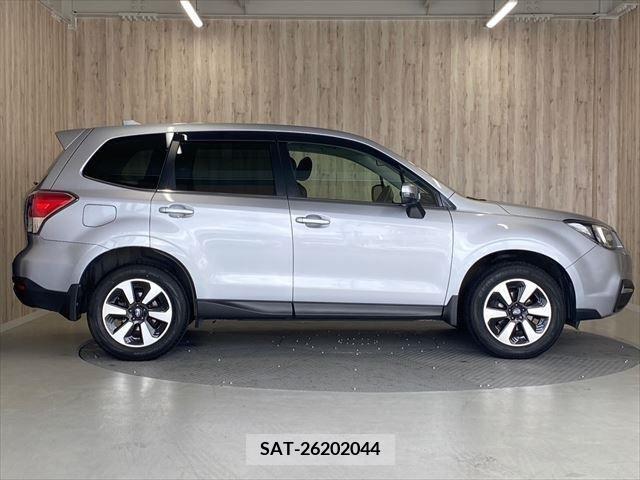 Subaru FORESTER 2015-11 375207-3