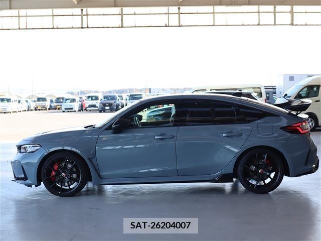 Honda CIVIC 2023-05 205959-6