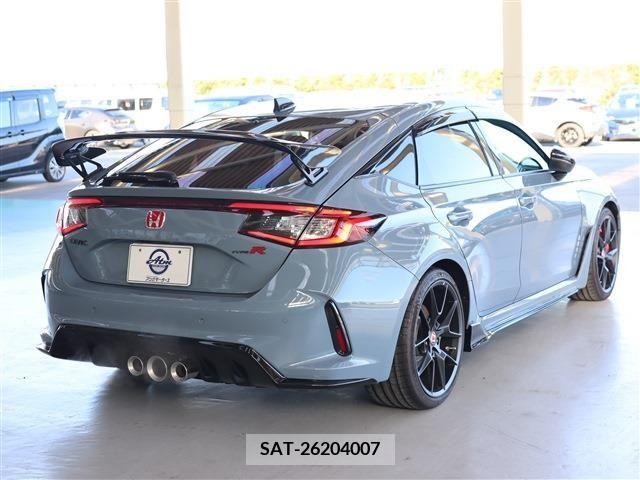Honda CIVIC 2023-05 205959-3