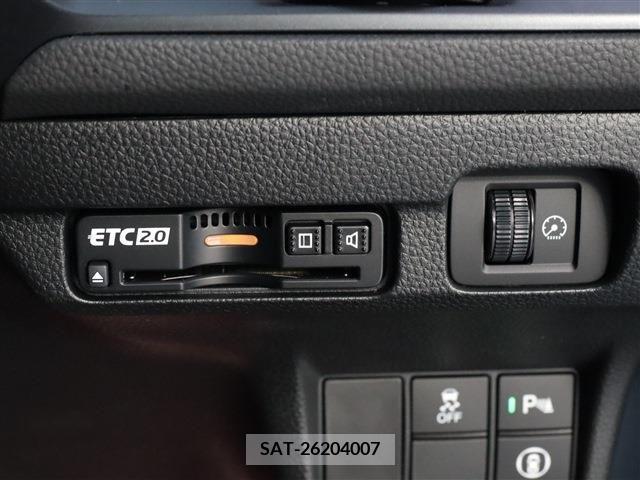 Honda CIVIC 2023-05 205959-16