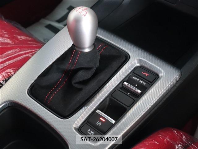 Honda CIVIC 2023-05 205959-14