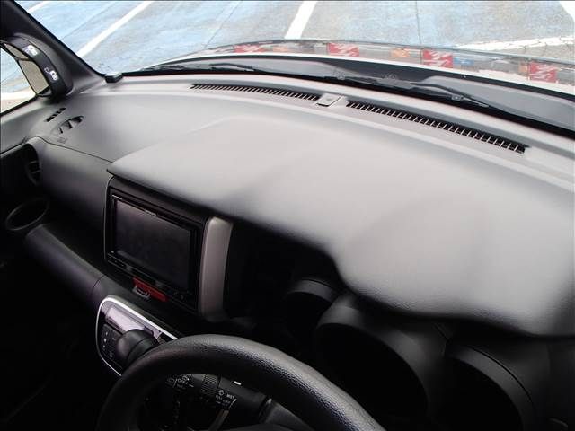 Honda N BOX 2017-04 184095-15