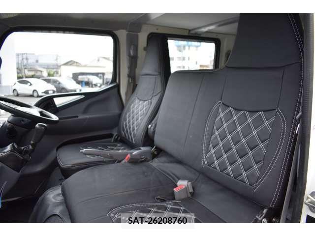 Mitsubishi CANTER 2015-12 294521-9
