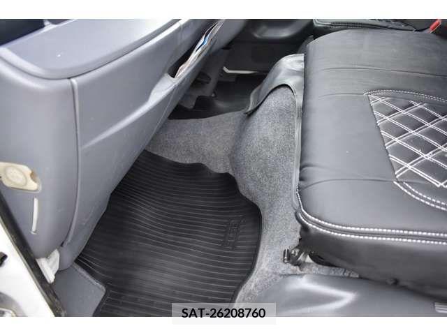 Mitsubishi CANTER 2015-12 294521-10