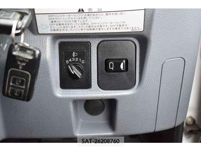 Mitsubishi CANTER 2015-12 294521-14