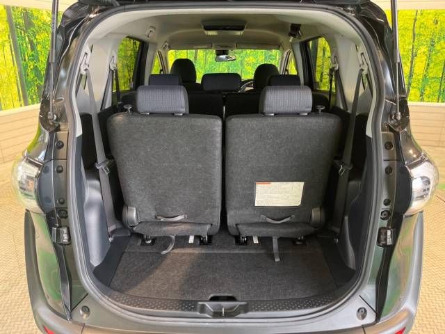 Toyota SIENTA 2016-11 12831-10