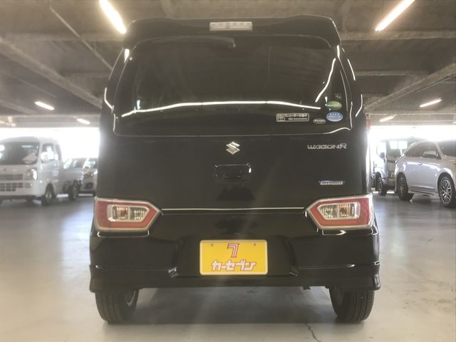 Suzuki WAGON R 2017-09 28084-6