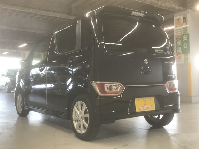 Suzuki WAGON R 2017-09 28084-8