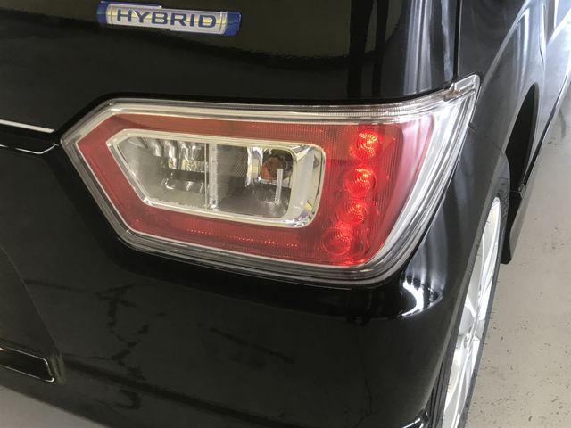 Suzuki WAGON R 2017-09 28084-25