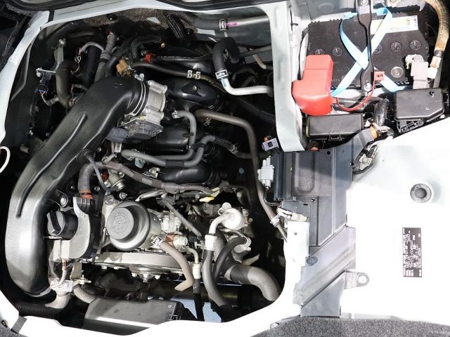 Toyota HIACE WAGON 2017-01 10747-11