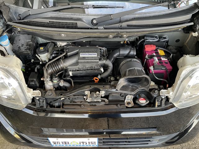 Honda N BOX 2014-11 18397-8