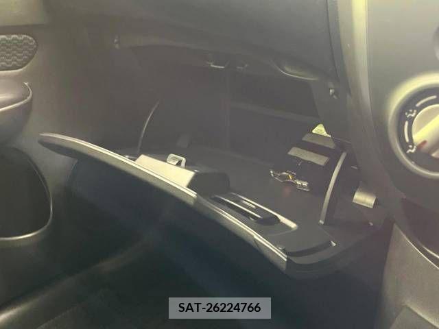 Nissan NOTE 2013-04 342048-6