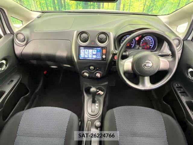 Nissan NOTE 2013-04 342048-1