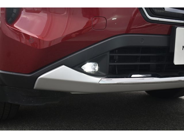 Nissan X-TRAIL 2022-07 190523-25