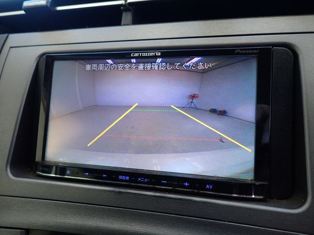 Toyota PRIUS 2014-10 14556-17