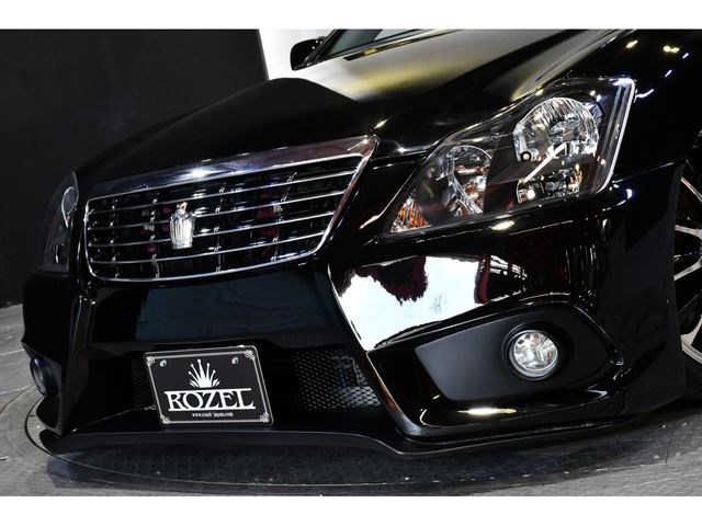 Toyota CROWN SEDAN 2005-12 7369-7