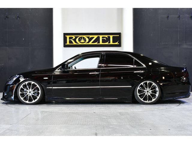 Toyota CROWN SEDAN 2005-12 7369-8