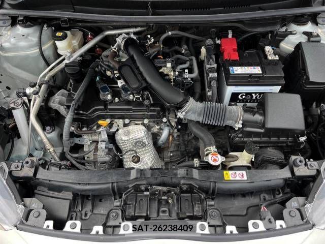 Toyota YARIS 2022-03 386855-18