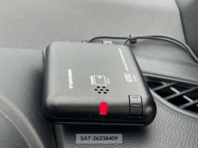 Toyota YARIS 2022-03 386855-4