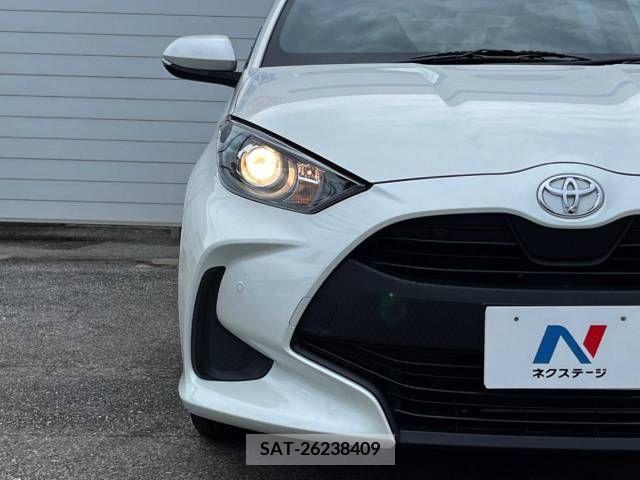 Toyota YARIS 2022-03 386855-12