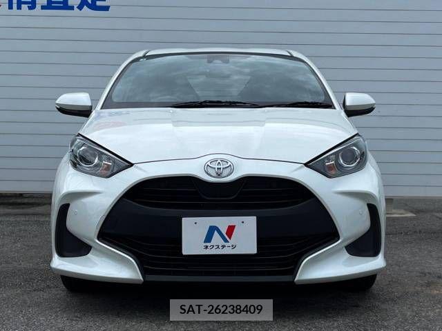 Toyota YARIS 2022-03 386855-14