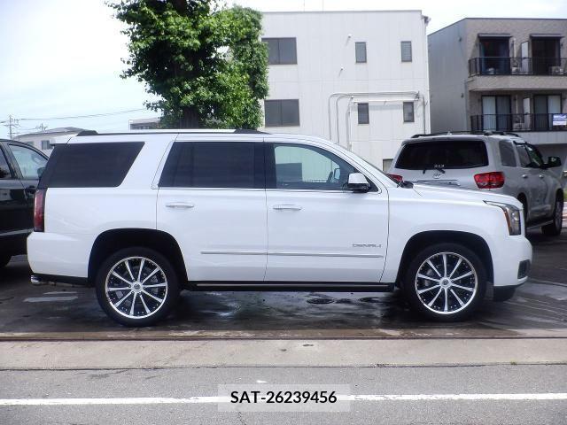 Gmc YUKON 2017-04 333461-5