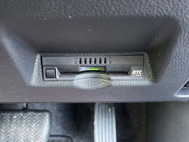 Toyota YARIS CROSS 2021-11 27567-17