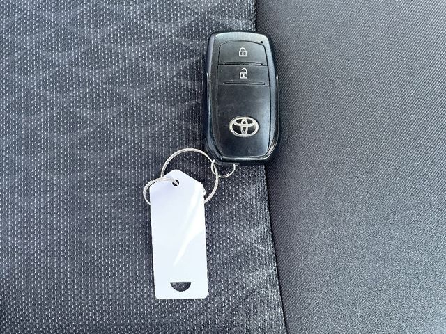 Toyota YARIS CROSS 2021-11 27567-9