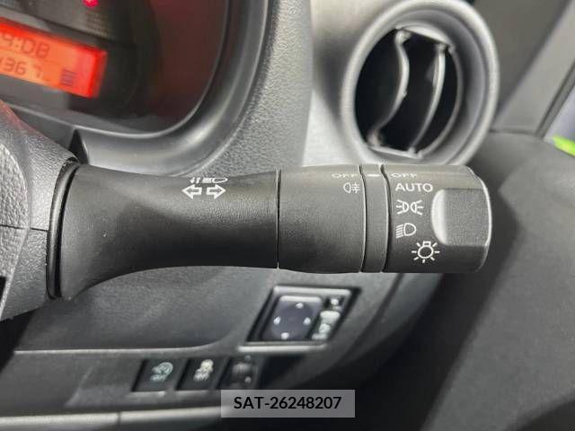 Nissan MARCH 2017-08 308148-5