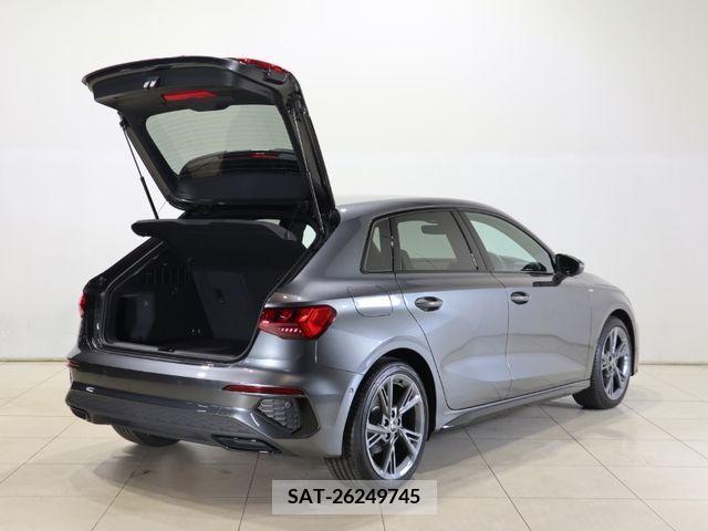 Audi A3 2023-11 318053-8