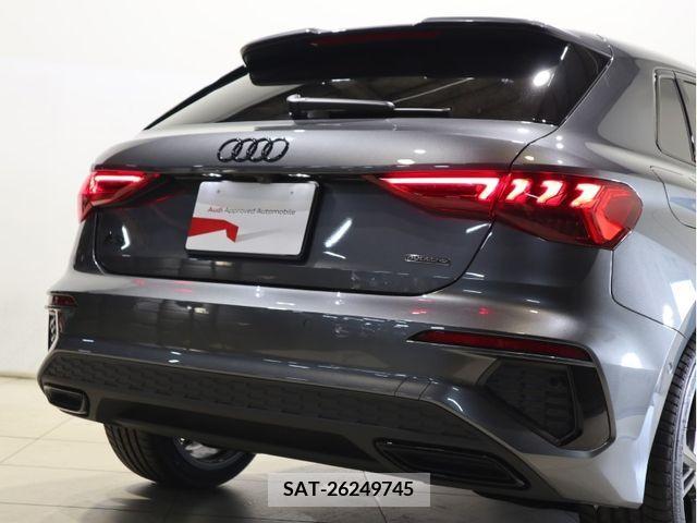 Audi A3 2023-11 318053-6
