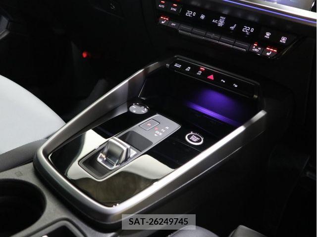 Audi A3 2023-11 318053-11