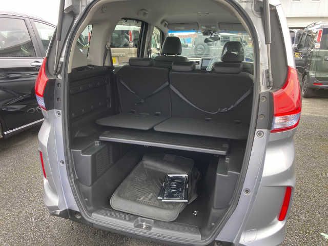 Honda FREED 2017-03 8375-3