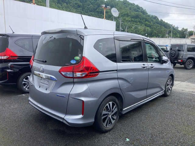 Honda FREED 2017-03 8375-2