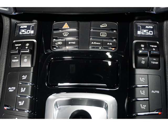 Porsche CAYENNE 2015-06 195009-17