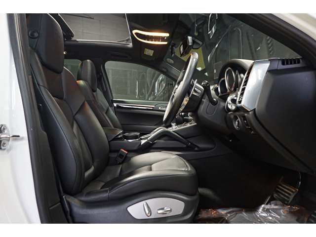 Porsche CAYENNE 2015-06 195009-4